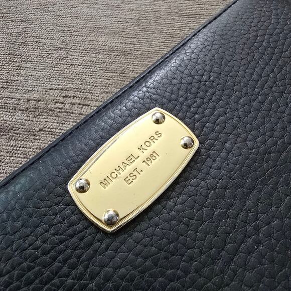 Michael Kors Wallet Black Leather Jet Set Travel Continental Zip Around Pebbled - Picture 3 of 16